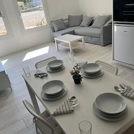 App 2 Centre , 6 Personnes